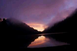 Fozil25's tweet photo. Terlalu indah untuk dilupakan :)#Ranukumbolo #latepost  @infogunung @infopendaki http://t.co/g6DU8Ob5OM
