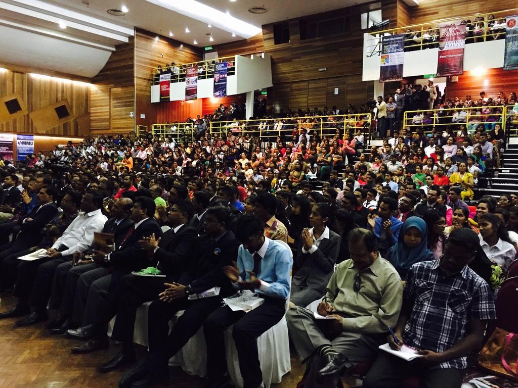 BeEjAy585's tweet photo. YB @Khairykj berucap dalam SMC International Youth Convention di Universiti Malaya @OnlineMIC http://t.co/1aRnaYTYmN