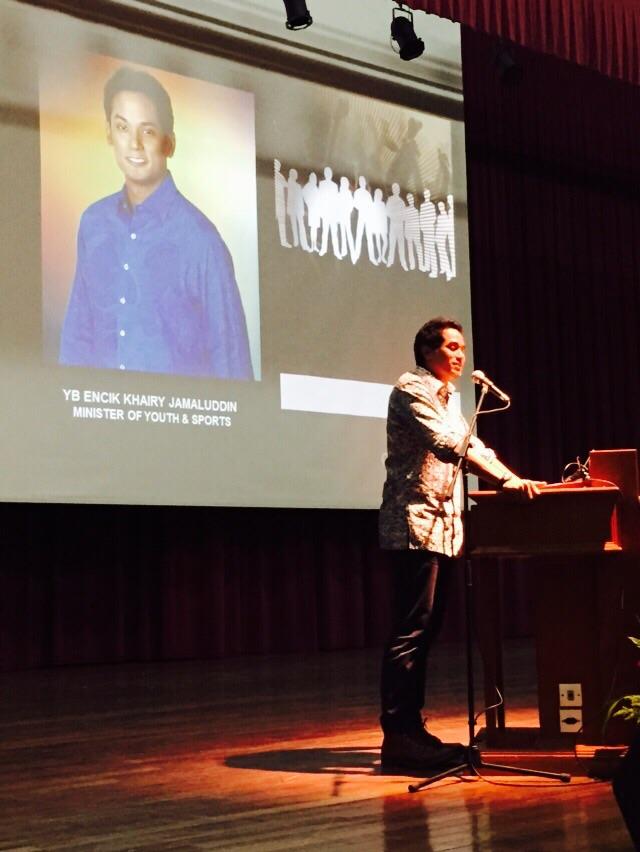 BeEjAy585's tweet photo. YB @Khairykj berucap dalam SMC International Youth Convention di Universiti Malaya @OnlineMIC http://t.co/1aRnaYTYmN