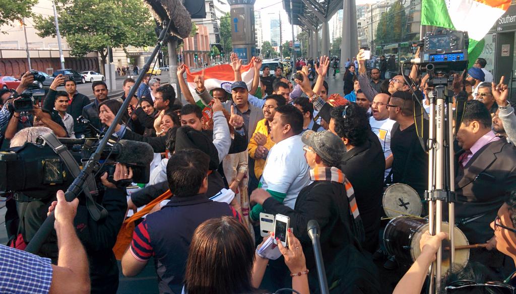 krunal_jobs's tweet image. Travelling to Sydney on #ModiExpress. #Namo #BJP