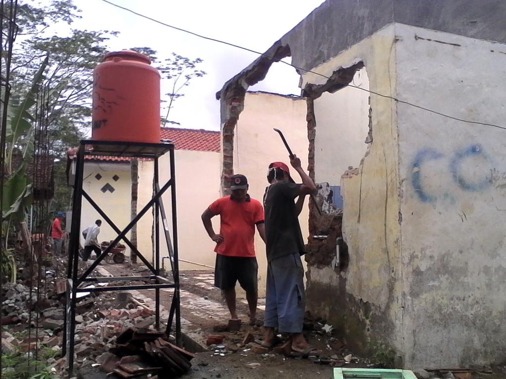 Sukses RT <a href="/desakersagalih/">Desa Kersagalih</a>: Pembangunan Kantor Desa Kersagalih <a href="/desakersagalih/">Desa Kersagalih</a> <a href="/desapapayan/">Desa Papayan</a> <a href="/mandalamekar/">Desa Mandalamekar</a> <a href="/irwan_a_r/">irwan aulia rahman</a>