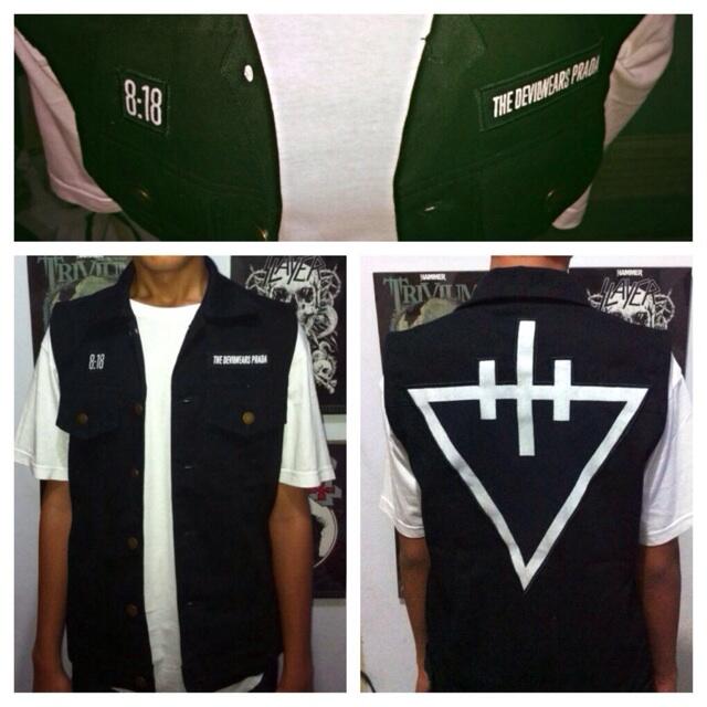 READY STOCK tdwp vest idr 350rb. order (nama, alamat, size ) 081281655288 "