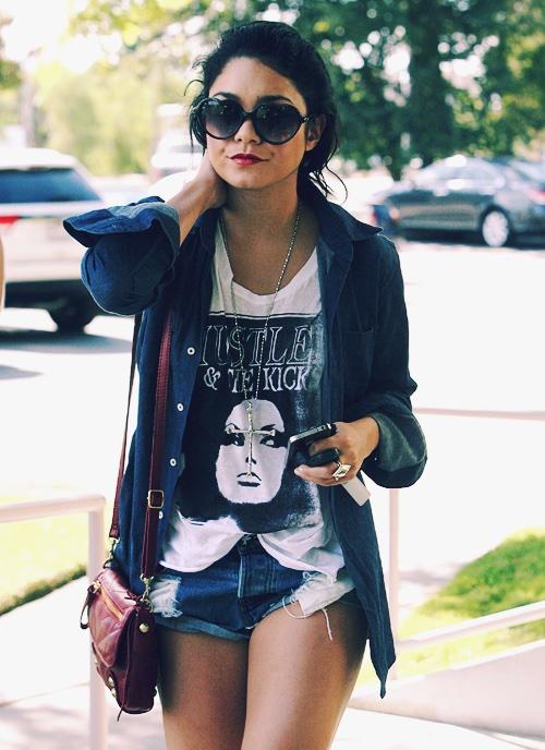 #SeductiveSunday? Hm. Well, why not.