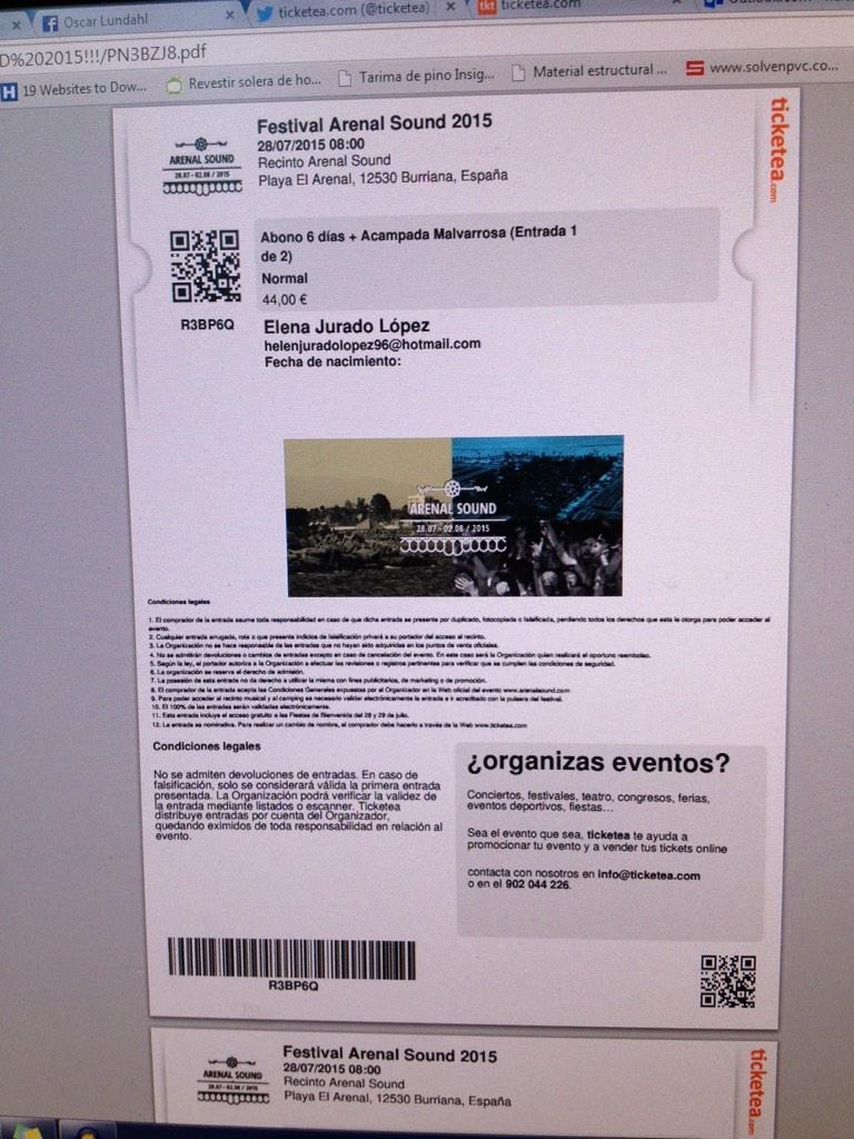 ElenaMocoloco's tweet photo. #arenalsound2015 ❤️ allá vamos ❤️ @MartaLpzz19 http://t.co/wuKVB3EL2i