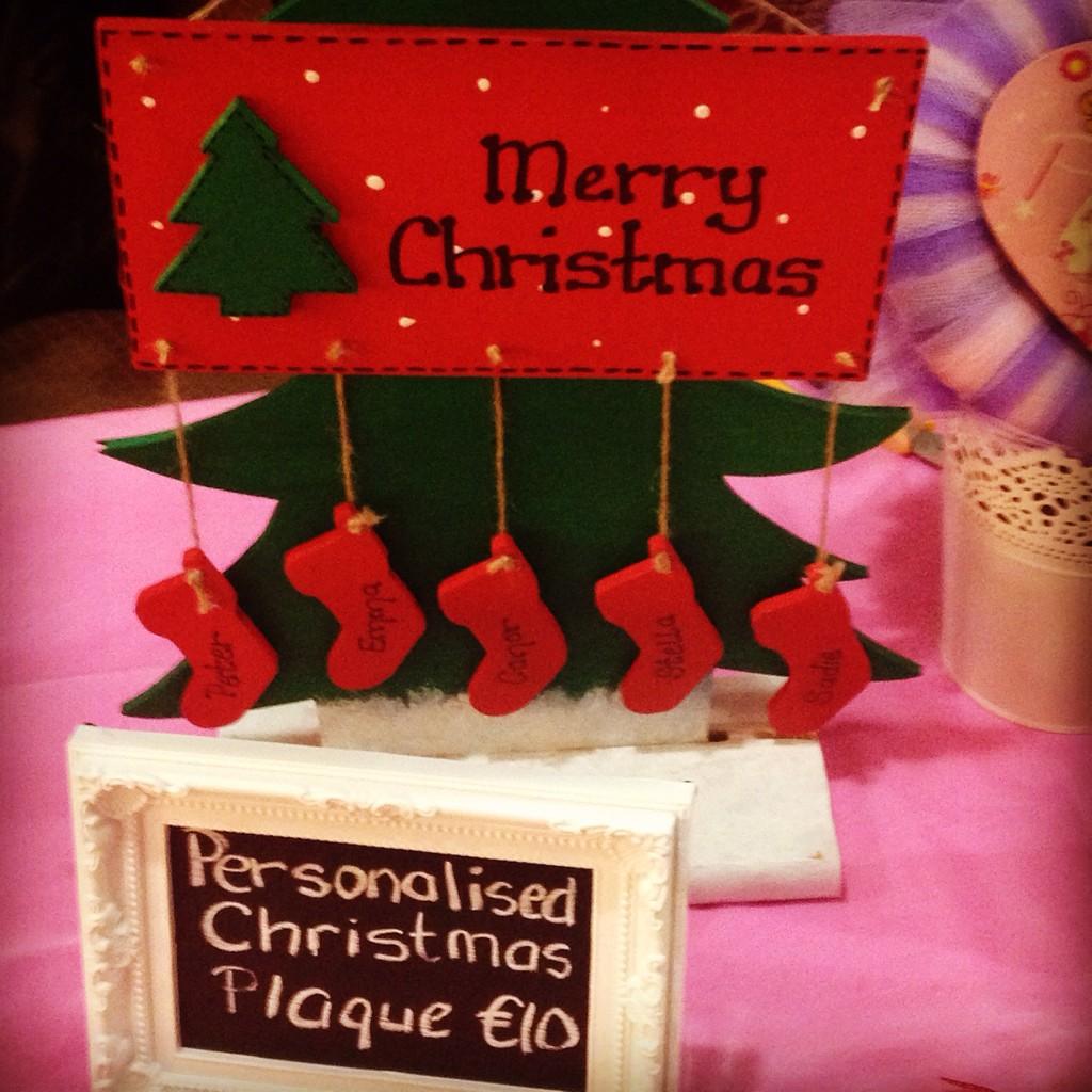 creations_star's tweet photo. 🎅🎄 our beautiful handmade personalised Christmas plaque 🎅🎄 €10 plus p&amp;p 🌟 http://t.co/RSpaZcTkpb