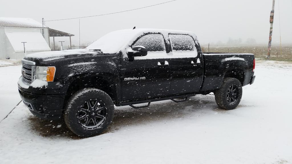 wfo_baker's tweet photo. @TruckP0rn @porn_offroad @duramaxjunkies @TrucksDiesel #firstdusting http://t.co/lRq4JrLO45