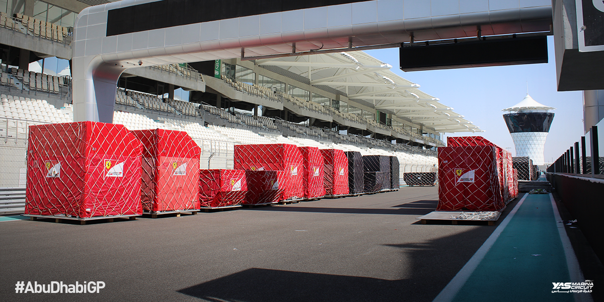 ymcofficial's tweet photo. Benvenuti, @InsideFerrari! Welcome to the #AbuDhabiGP pit lane. http://t.co/1UxNSsybq1 http://t.co/Dm5yHhMRTY