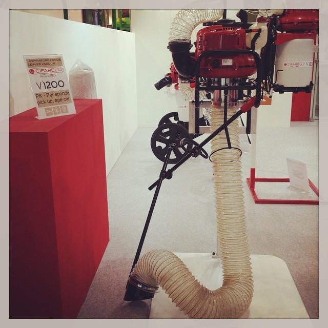 FederUnacoma's tweet photo. Fra le anteprime #eima2014 di @Cifarellispa gli aspiratori V1200 http://t.co/fokSRtApo6