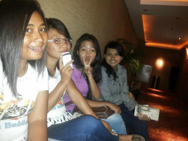 yunitailham's tweet photo. Piss ☺ http://t.co/zHK4Wy1gVL