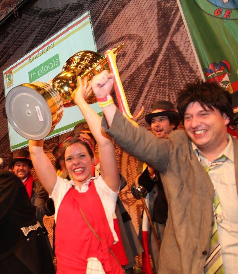 Vanmiddag is iedereen van harte welkom om het glas te heffen vanaf 18.11 uur <a href="/Pumpkedenbosch/">'t Pumpke</a> #kwek14 #winnaar