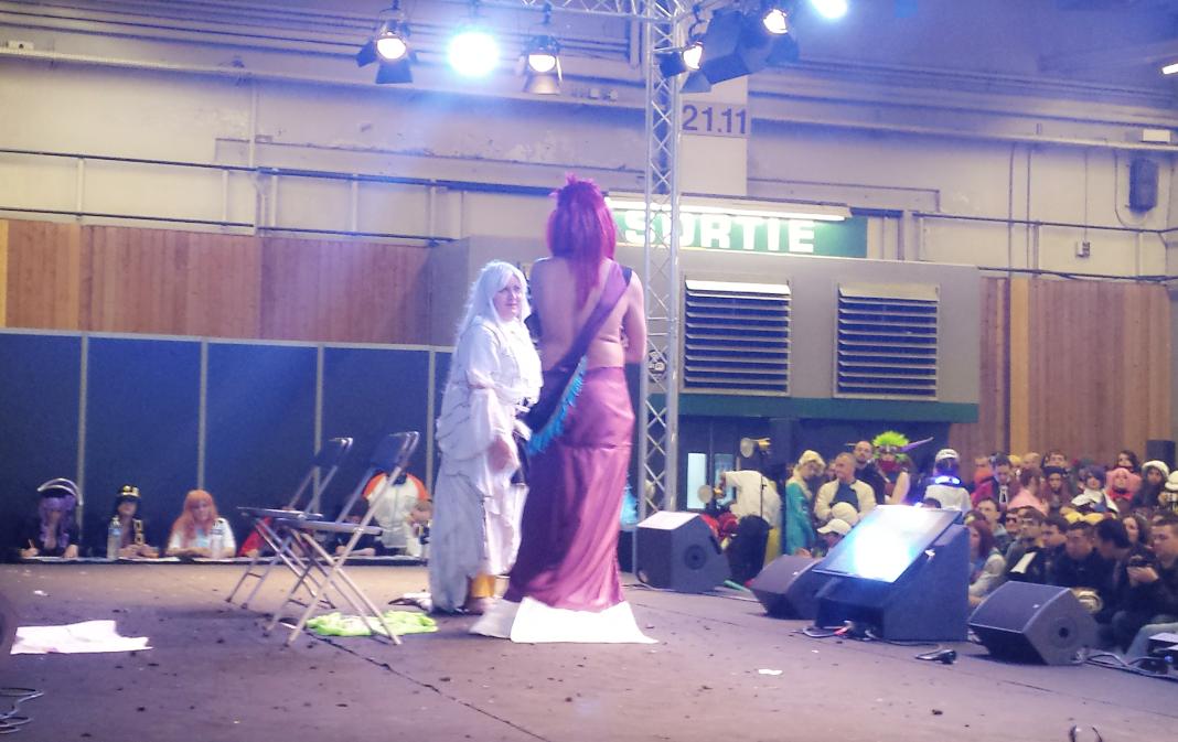 Asso_Sohei's tweet photo. Concours cosplay groupe. 
#ParisManga #AssoSohei http://t.co/WK6B74RgNh