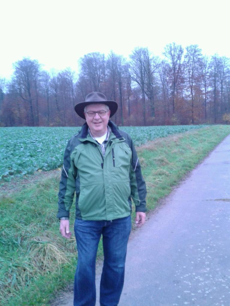 chkalle's tweet photo. Kurz vor dem Regen http://t.co/o7JxFoLLWp