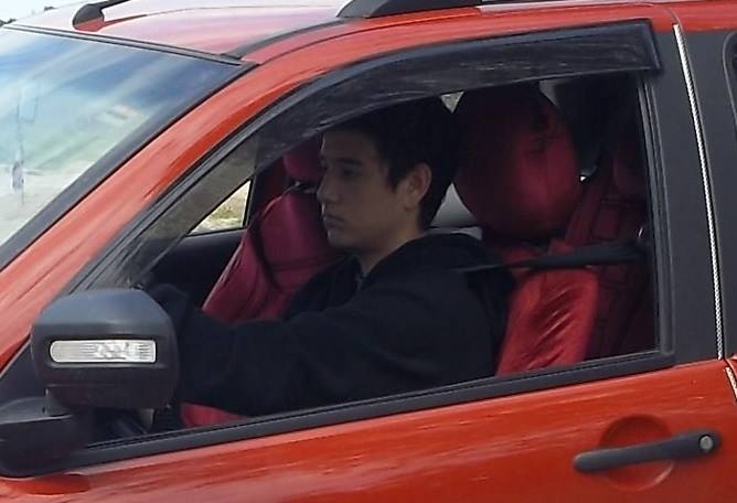 Urgente: falta de su hogar en Durazno el joven Franco Daniel Collazo de 18 años. Vestía camisa escocesa roja y jeans.