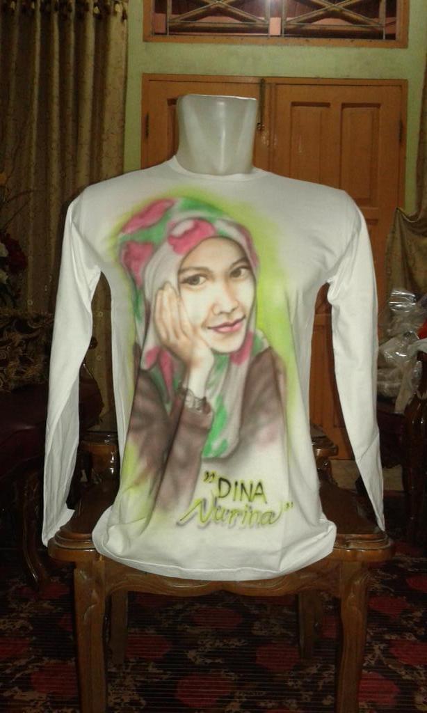 bajulukispadang's tweet photo. Berikanlah hadiah terindah untuk orang yang kamu sayang..... http://t.co/owWJSflwOh