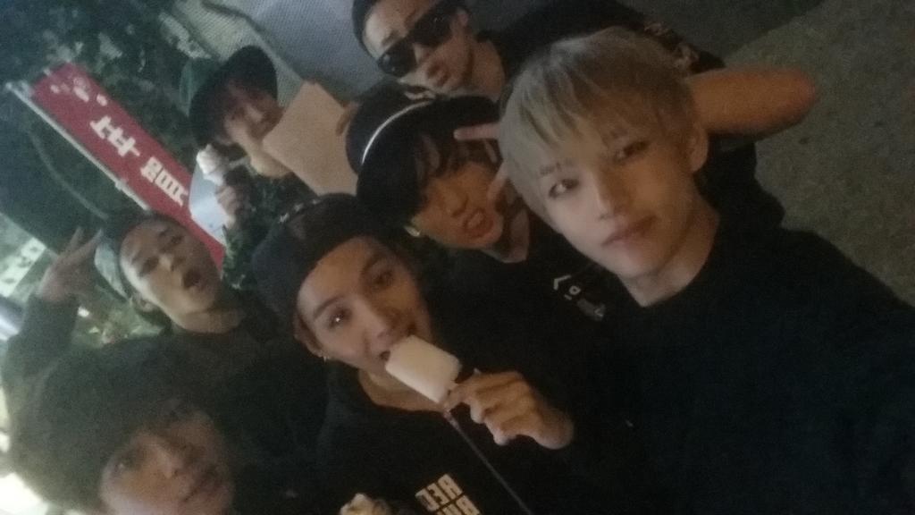 BTS_twt's tweet image. 고베부터 마지막 도쿄콘서트까지 우리 아미들 와주셔서 정말 감사합니다♥ 뽀뽀쪽