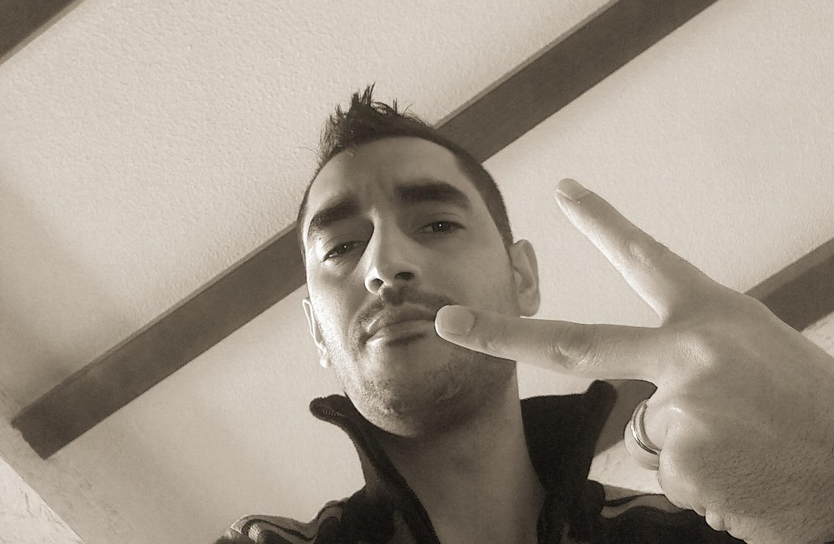 mpuntoevera's tweet photo. Nunca paró #hiphop #Vera http://t.co/RMZbEigDfz