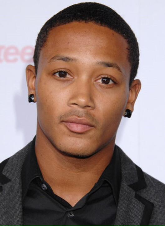 lifetimebelike's tweet photo. #LifetimeBeLike From Lil Bow Wow to Shad Moss, Lifetime presents the story of Bow Wow. http://t.co/vWmwazC9Gz
