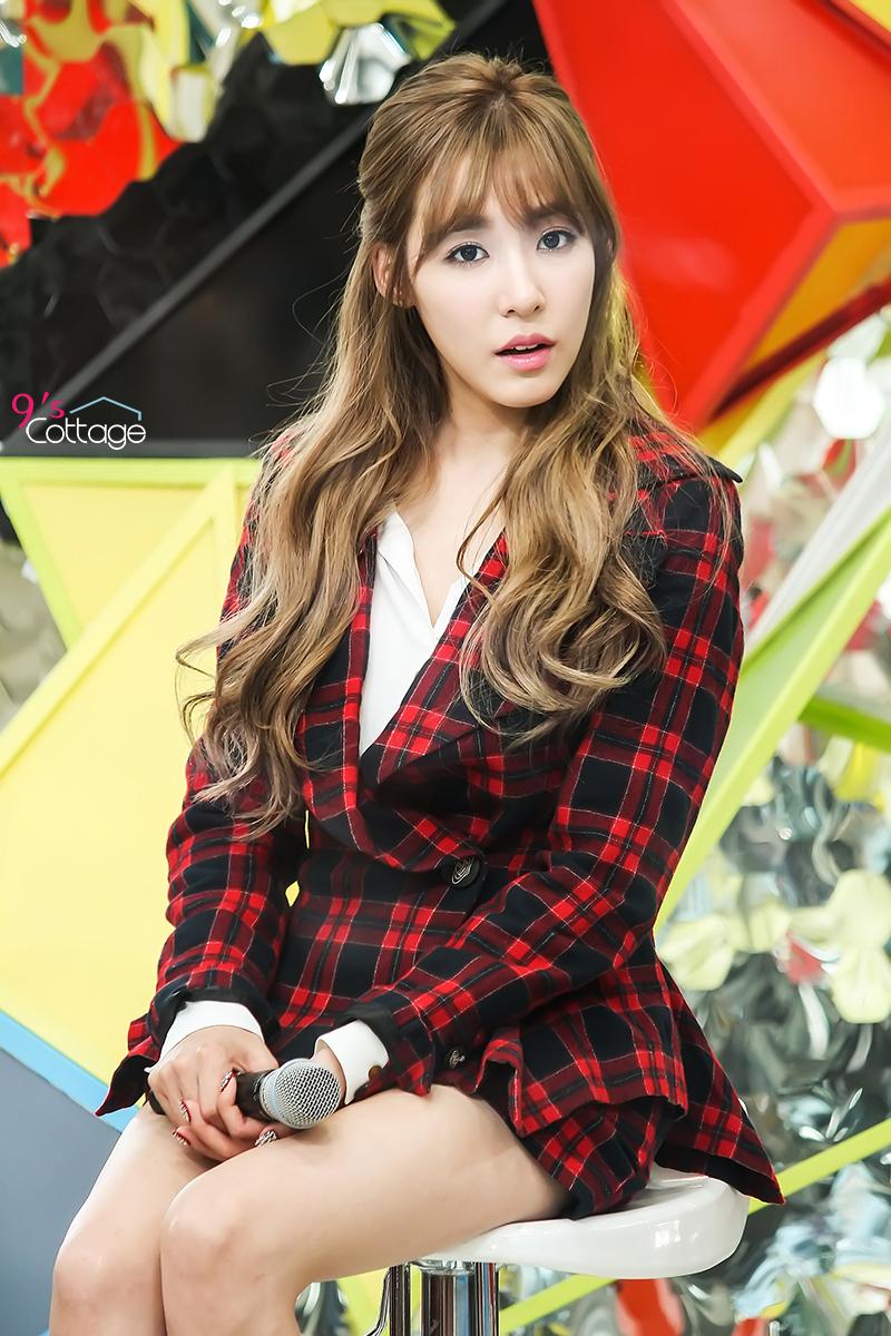 GirlsCottage's tweet photo. 140918 Tiffany @ Mnet Open Studio (1) http://t.co/dEDAPH2QX1 http://t.co/jVNXRotkbi http://t.co/FuT34bo0i9 http://t.co/giXL2GCibg