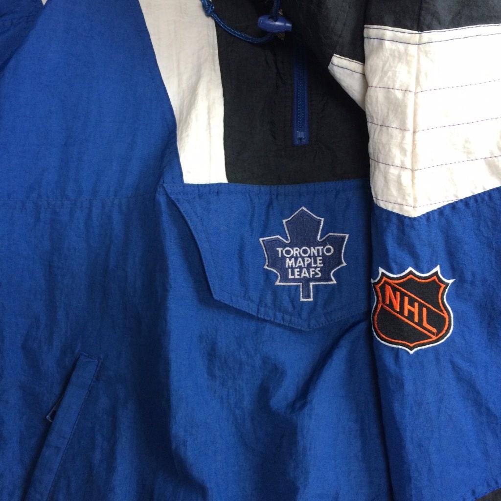 mdbk91's tweet photo. . @MapleLeafs Think Coach Carlyle could use a new practice jacket ? http://t.co/6WJULIFOYp