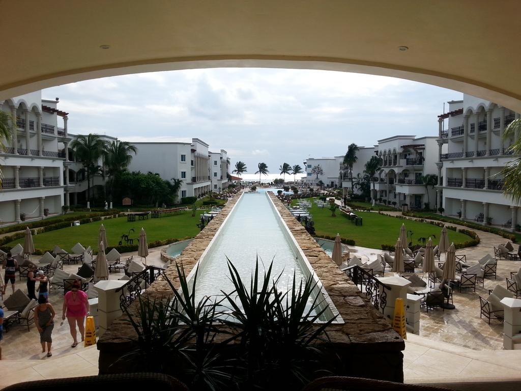 ronthen64's tweet image. Don't make me leave!