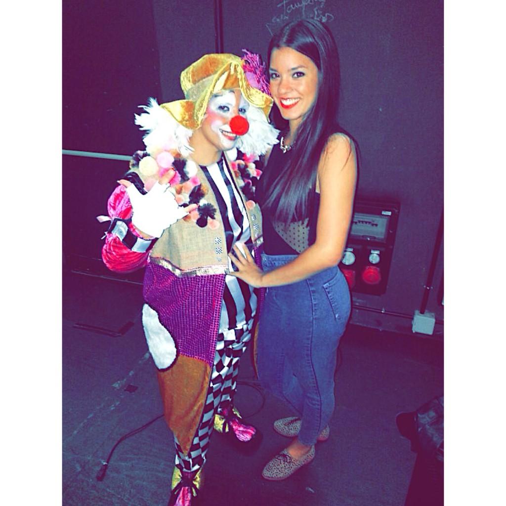 GabrielaplaCres's tweet photo. Triquikonas'15🎺❤️ @NegritaTQKSS  #Triquikonas15 #Presentaciontqk15 #Murgas #Carnaval2015 http://t.co/I2Il5rDjpM