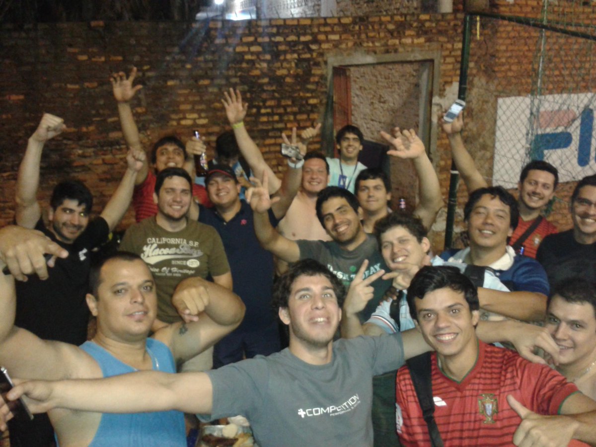 TanlentosFc's tweet photo. Bien los perros!! Tanlentos fc. Un gran equipo dentro y fuera de la cancha!! En el apertura 2015 entramos con todo http://t.co/8ixvci4N2d