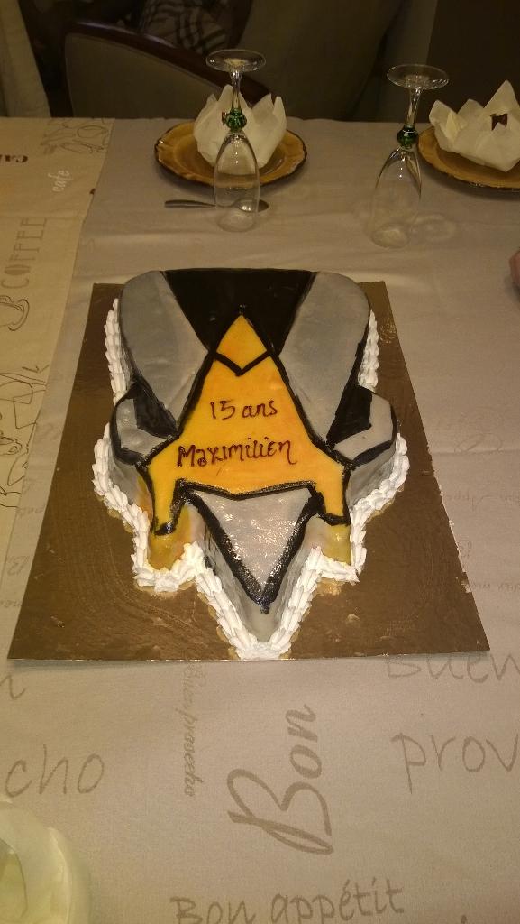 _maegz's tweet image. @Team_Vitality Superbe cadeau de la part de ma mère pour mon anniversaire fêtée en avance.#VForVictory