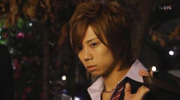 _____KRA_'s tweet photo. ❥

  甘く滴る 禁断の 果実  _____

  夜行性 / 気紛れ / nOt 遊び人
            九条Nr 固定有

#RTしたnrさんbotさんフォローする

  _____ 俺と 齧り合ってみない ？ 

❣ http://t.co/hPjPUzrrlo