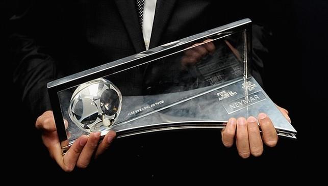 FutbolModerno_'s tweet photo. Los 10 goles finalistas al Premio Puskas http://t.co/GMFzpFX94s http://t.co/fvOdkPrkcS