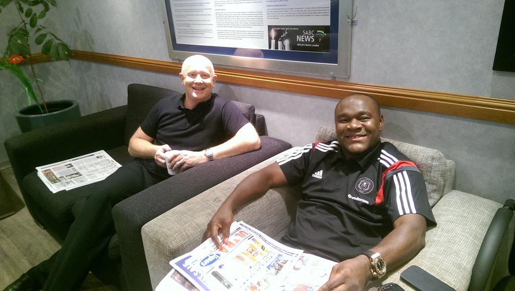 ColinFrancke's tweet photo. Wishing the Manchester Legends a safe trip home.
Thank you for all the awesome memories.
Catch up soon. http://t.co/ozkrojaKqj