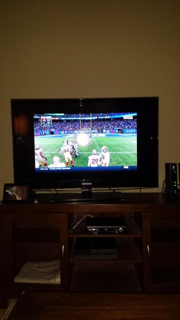 shudocta's tweet photo. @FrontierCorp I love watching football in stand. def  again and not in HD that I pay for. Worst cable company ever! http://t.co/TL0uiCsM2G