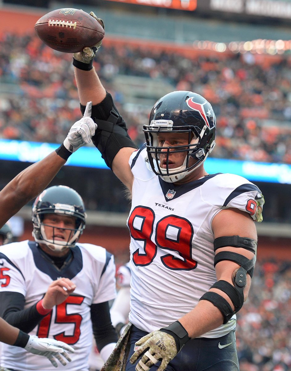 MPEEL14's tweet photo. “@SportsCenter: J.J. Watt dominates as Texans beat Browns, 23-7.
Watt: Rec TD, Sack, 3 TFL, Fum rec, 5 Tackles http://t.co/Fbvpp6foOM” GUY