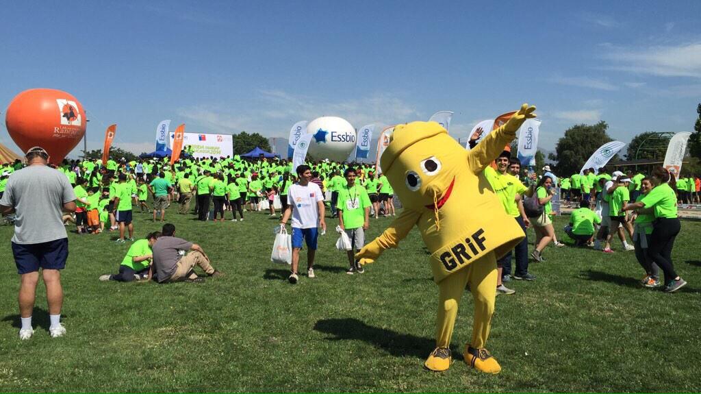 essbio's tweet photo. El #grif @essbio agradece a todos los nos acompañaron hoy en la #CorridaFamiliarRancagua @essbio. Nos vemos el 2015 http://t.co/iXQ2Sqbzqy