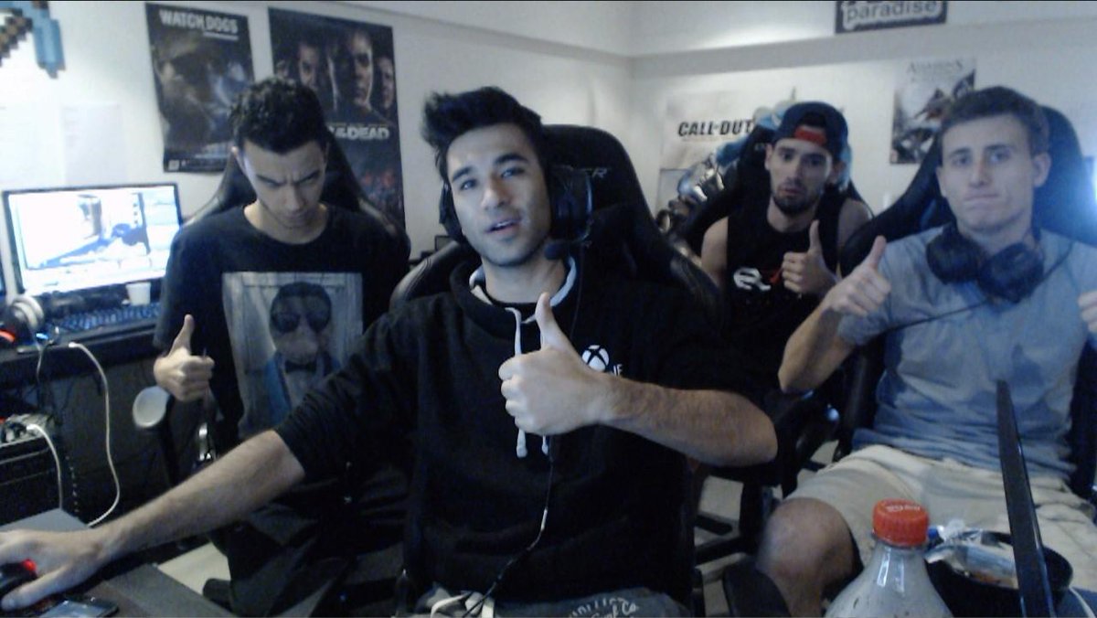 WaRTeK's tweet image. Merci à tous vraiment très fort de nous avoir suivi pendant ces 24h ! Much Love et bonne nuit xD #FaZe24h #RT