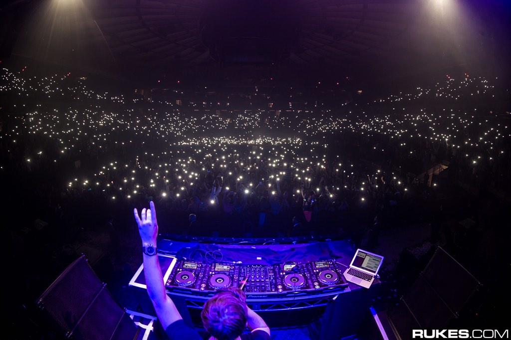 rukes's tweet photo. Last night, @HARDWELL at @TheGarden: http://t.co/ebH41Mg3rf