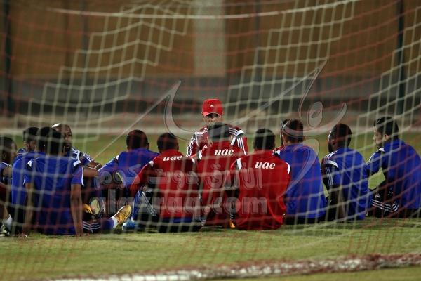 te9war's tweet photo. 2
صور تدريب
#الابيض_الاماراتي

#كاس_الخليج
#خليجي22
#خليجي_22
#كاس_الخليج
#الكويت_الامارات http://t.co/TW38yAtEPv