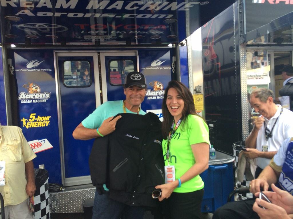 NASCAR_FDN's tweet image. #BJFHAward finalist Amber met @mw55 with @ToyotaRacing for her official humanitarian jacket! #ChaseHappiness