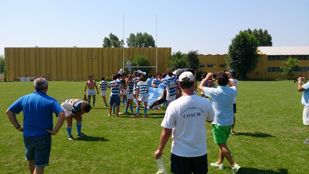 Con el último aliento <a href="/LiceoRugbyClub/">Liceo Rugby Club</a> gana por segunda vez el Torneo Alexander Grant de M15..  PARTIDAZO
