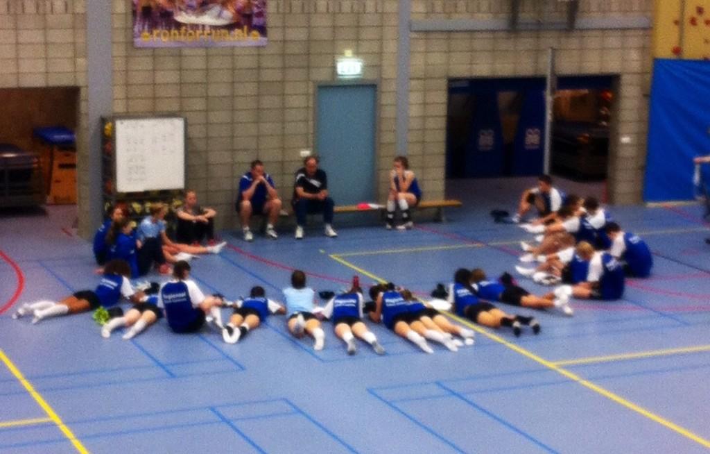 De afsluiting op vrijdagmiddag. Moe en voldaan. Even evalueren.