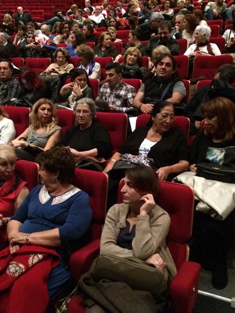 "Annemin Şoförü" Galasındayız. Gişeniz bol olsun. @TiyatroKedi #AnneminŞöförü #Gala #CKM