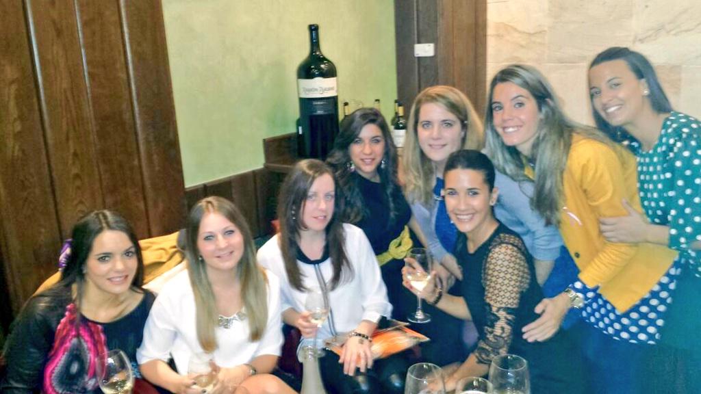 ceci_coman's tweet photo. Gran día el de ayer #bautizoalejandro!!!! #comosiempregrandia!!!! http://t.co/T1lqpC0f2K