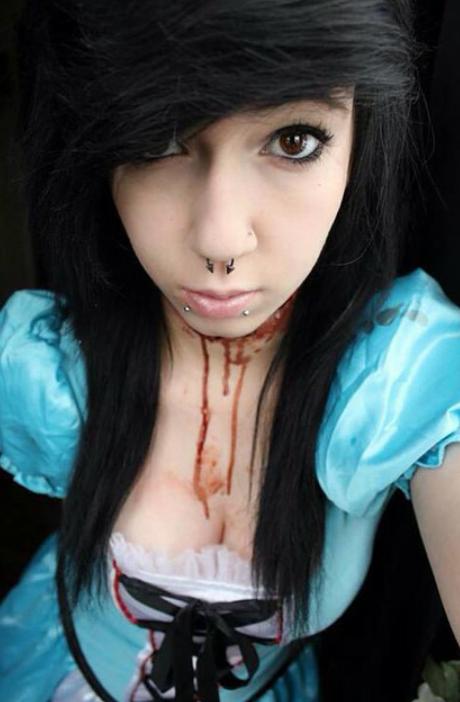 Hey im taylor ^~^ im new c; rt?