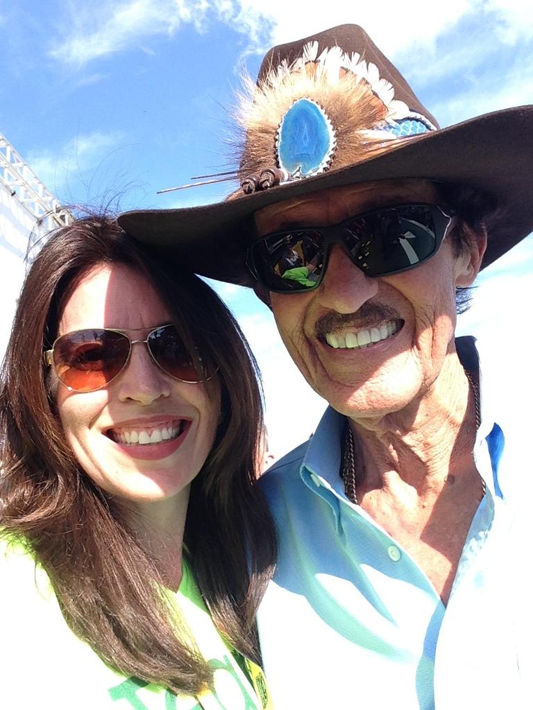 NoahsLight's tweet image. @AmberALarkin with her Noah's favorite driver, .@RPetty43! Vote today NASCAR.com/award 4 her #BJFHAward.