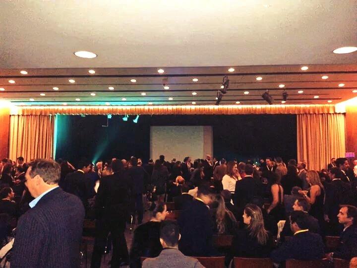 WishGLOBALTEAM's tweet photo. Esta es la sala donde se está realizando el lanzamiento #WishClub http://t.co/NbSTiebPke