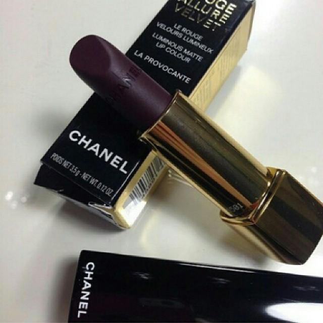 3naDD123's tweet photo. اللون يخرفنن )؛ http://t.co/JstBAmQ8XC