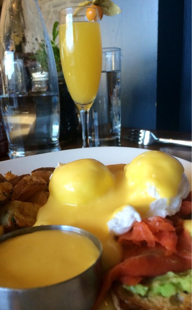 megamouthmedia's tweet photo. Gr8 start 2 last day at @GoWhistler @CornucopiaWine w/ @GAYWhistler #BennysNbubbly fab #Whistler resto #StonesEdge http://t.co/aDA38cIBg1
