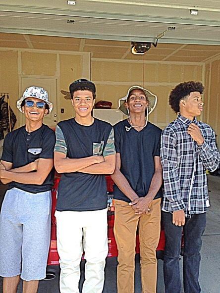UtahHSHotties's tweet photo. @jayjaysuggs @kiddigy @bslyusue http://t.co/BWrGG1ovHR