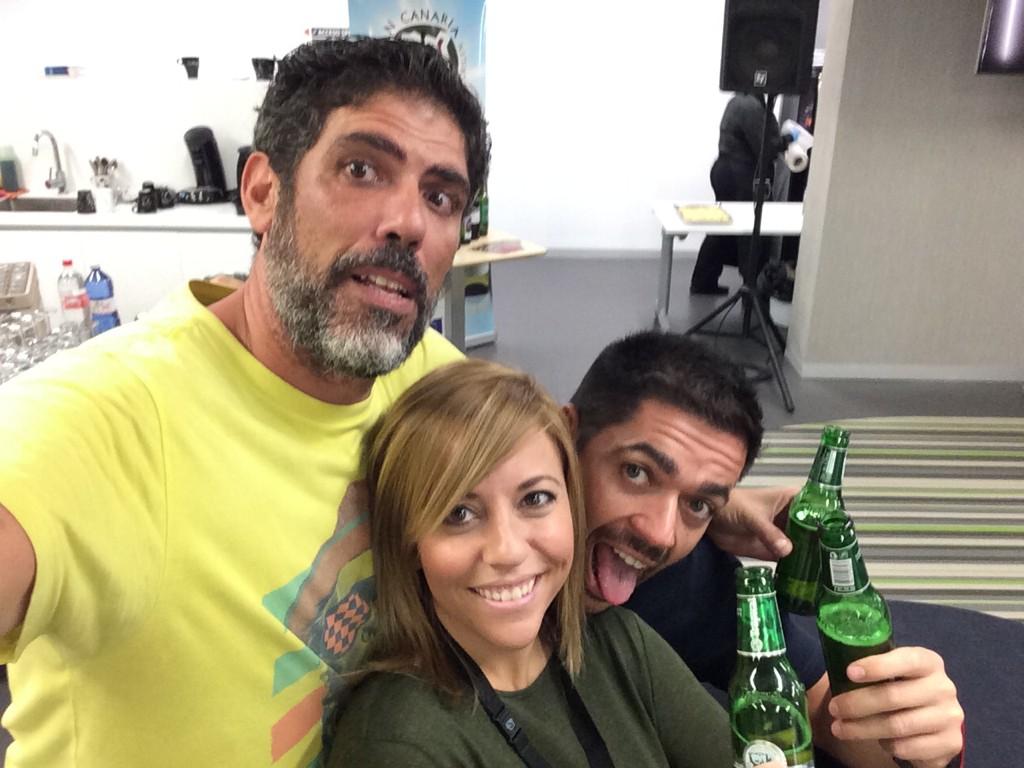 desingr's tweet photo. Gracias! @prada_jessi: Celebrando y brindando final startup weekend GC #SWGC2014 http://t.co/A1QTM7bhpQ