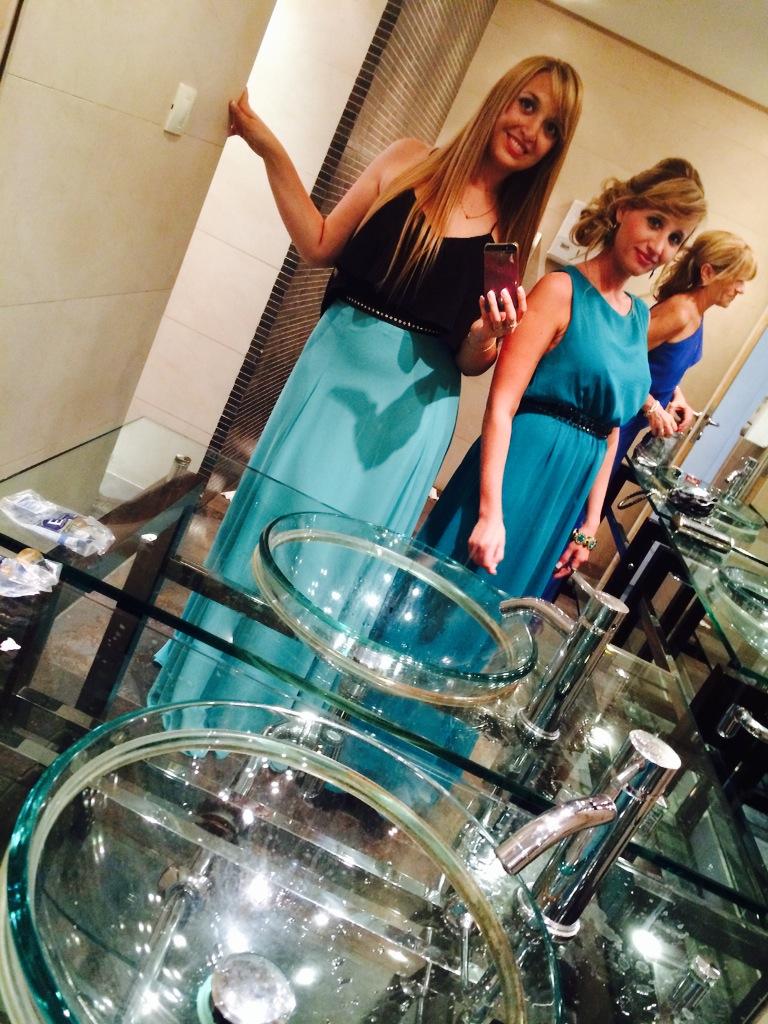tatinoceloni's tweet photo. #aleycamilaboda http://t.co/H2bsKlefF4