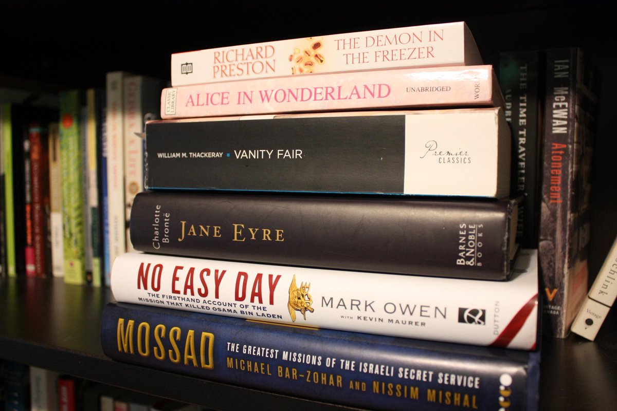 JennaMonneyL's tweet photo. Happy to see that my #TBR pile is getting smaller! Now, the ultimate #Q: What to read next? http://t.co/svMOV5PE7V